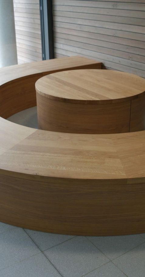 Sitzbank aus Holz